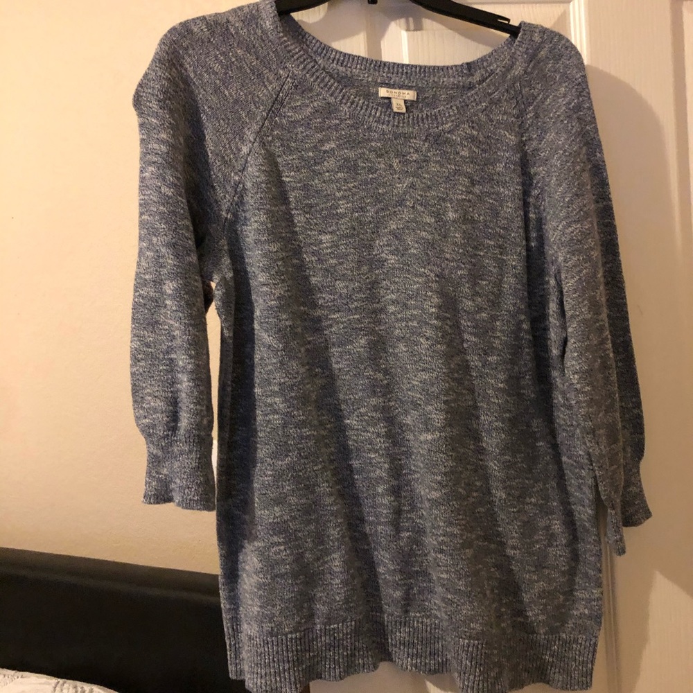Light weight sweater top